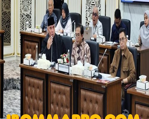 Ahmad Dhani Hampir Diusir gegara Interupsi Ariel–Judika dalam Rapat di DPR